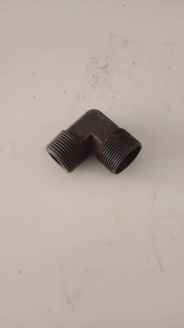 Steel 90° Elbow Fitting